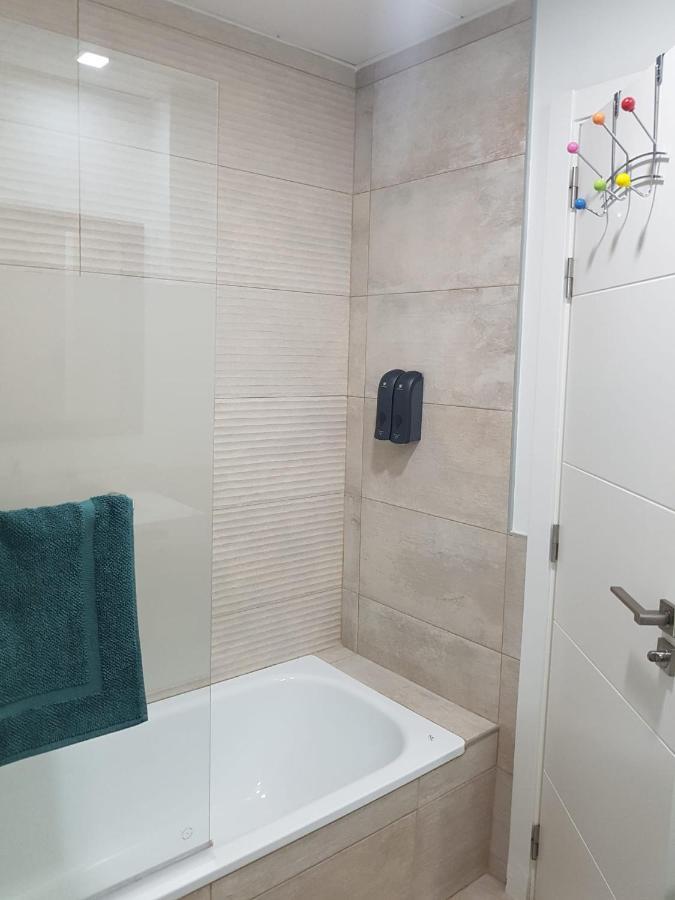 Apartamento Plaza Del Teatro Parking Free Malaga Luaran gambar